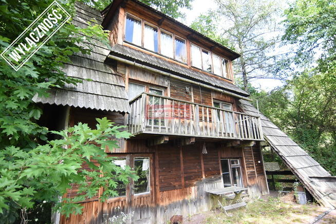 pierwsza linia dom jezioro Rożnowskie widokowy tar