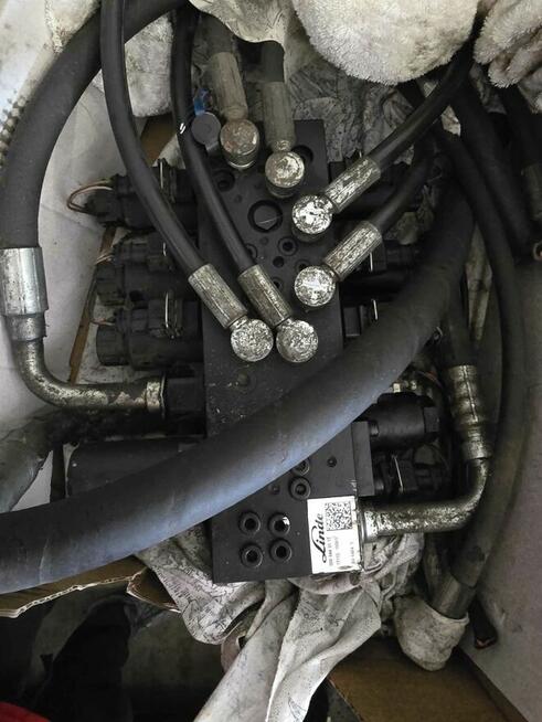 Rozdzielacz Linde R14-01 rok 2014