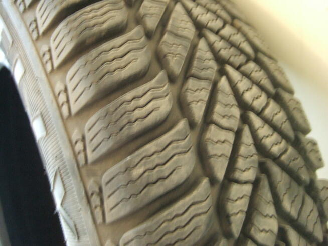 sprzedam 4 opony KELLY