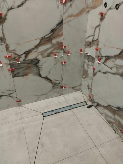 ŁAZIENKI KUCHNIA TARASY