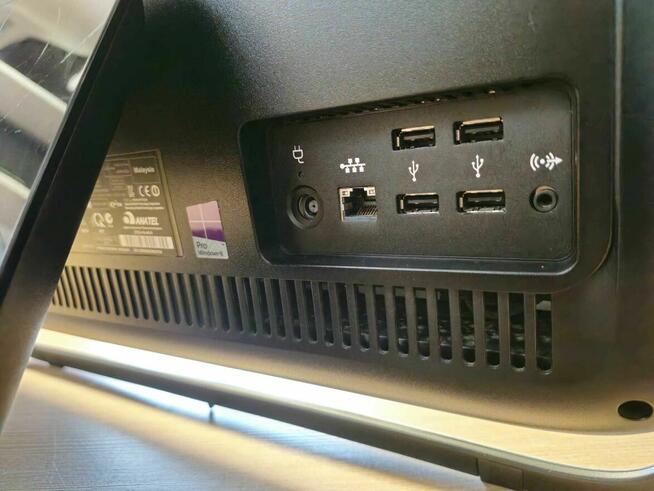 Komputer HP Pro 3520 AIO i3-3240 8GB 240SSD HD Graphics