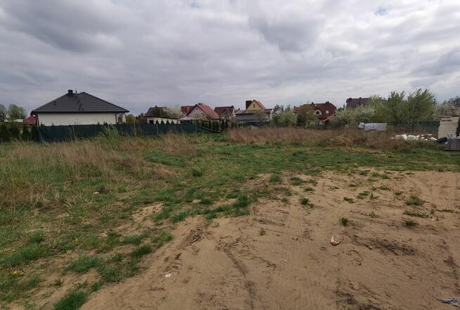 Działka budowlana 11 ar – Miłomłyn – uzbrojona, super lok.