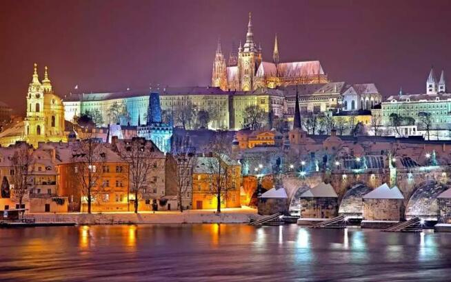 PRAGA Z REJSEM PO WEŁTAWIE - Wyjazd z Nowego Sącza!