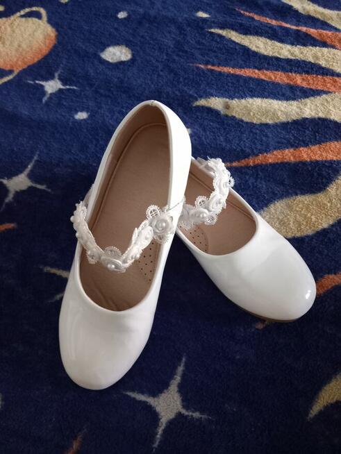 Buty komunijne 37