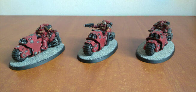 Outriders / Space Marines / Warhammer 40.000