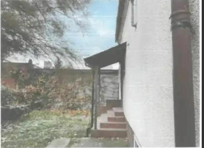 DOM W RADOMSKU Z GARAŻEM