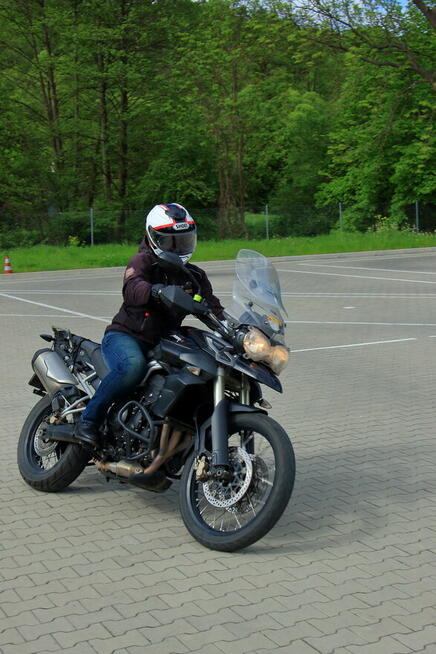 Oferuję siebie i motocykl