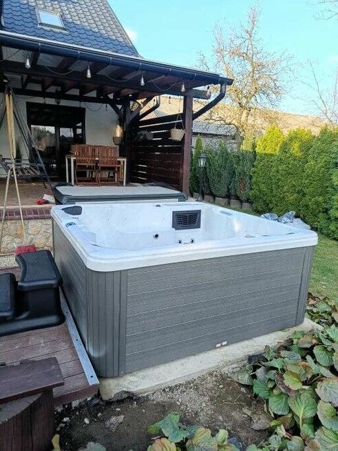 Jacuzzi ogrodowe SPA Balboa 220x220 cm Akryl