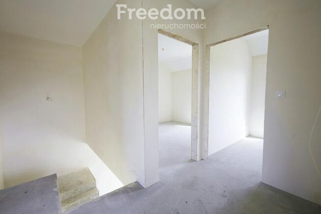 Dom z tarasem, garażem i działką – blisko Iławy!