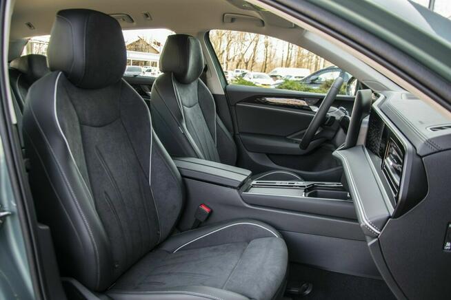 Volkswagen Passat Elegance 1.5 TSI 150 KM DSG, DEMO