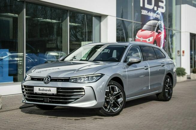 Volkswagen Passat Elegance 2.0 TDI 150 KM DSG DEMO