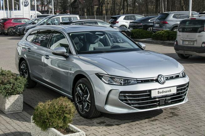 Volkswagen Passat Elegance 2.0 TDI 150 KM DSG DEMO