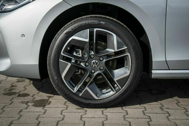 Volkswagen Passat Elegance 2.0 TDI 150 KM DSG DEMO