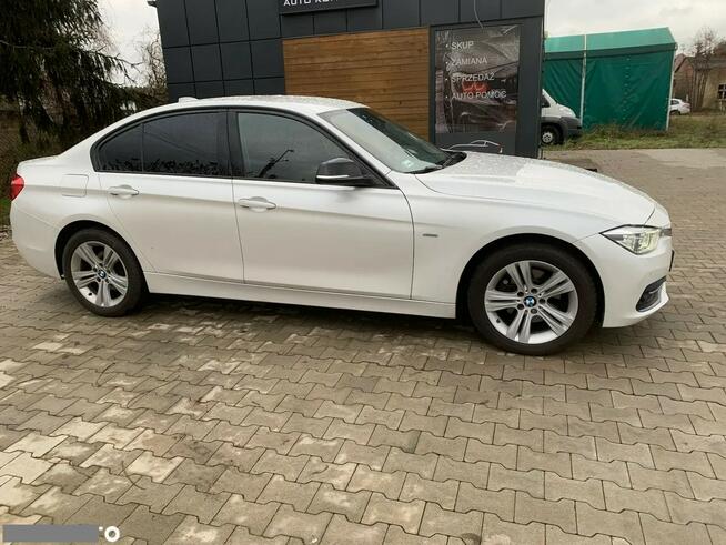 BMW Seria 3 Biała Perła Niski Przebieg