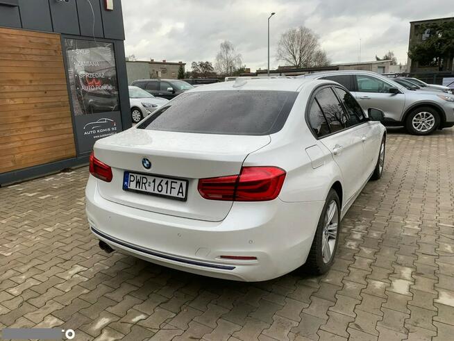 BMW Seria 3 Biała Perła Niski Przebieg