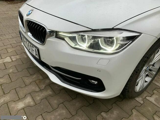 BMW Seria 3 Biała Perła Niski Przebieg