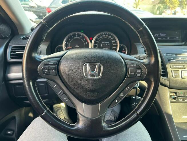 Honda Accord Benzyna