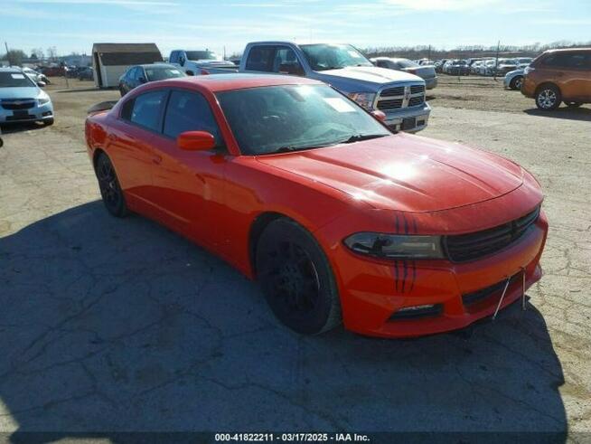 Charger SXT AWD