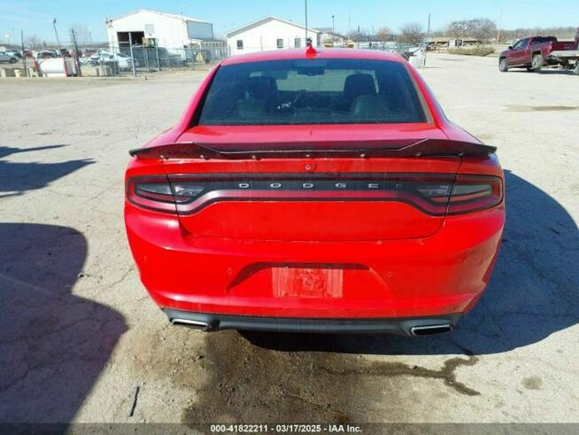 Charger SXT AWD