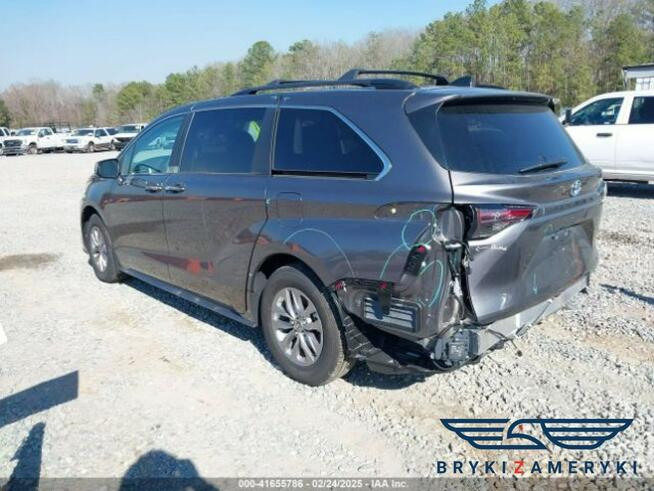 Toyota Sienna 2024 Woodland Edition