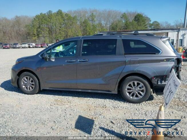 Toyota Sienna 2024 Woodland Edition