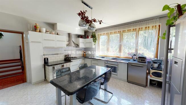 Dom Świątniki Górne, Różana