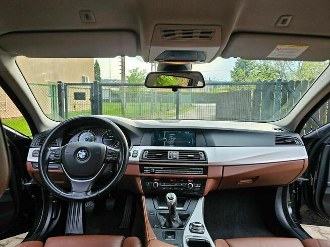 BMW 520 klima/navi/HEAD UP/grz. fotele/el. fotele/el. klapa/bixenon/skóry/ALU