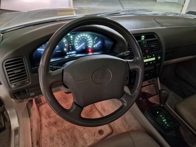 Sprzedam Lexus LS400 UCF20 – luksus, niezawodność i komfort