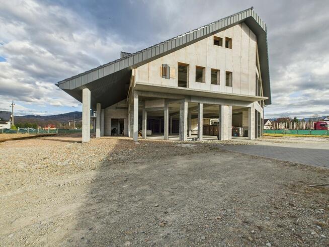 Budynek usługowy przy DK28 – Białka, 1596 m