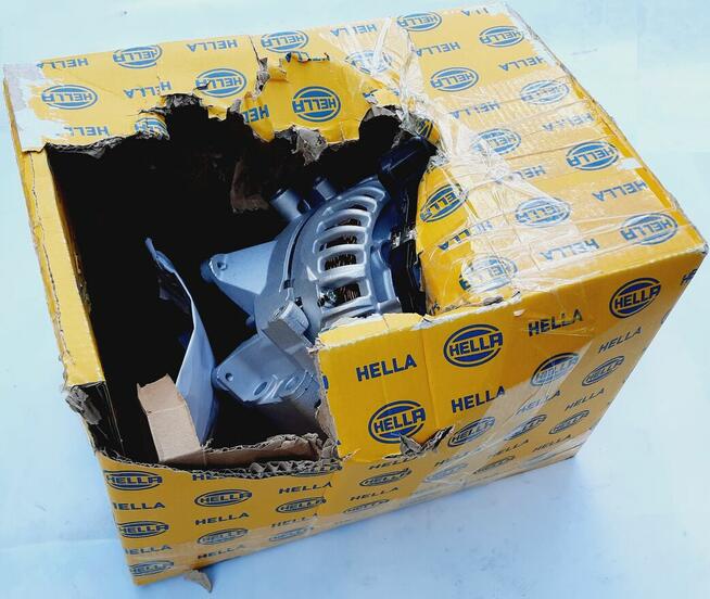 Alternator Hella 8EL012426081 uszkodzony wtyk Mercedes W211