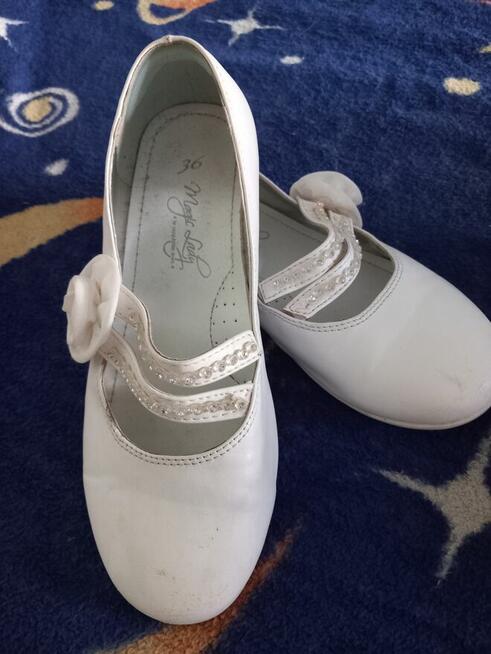 Buty komunijne 36