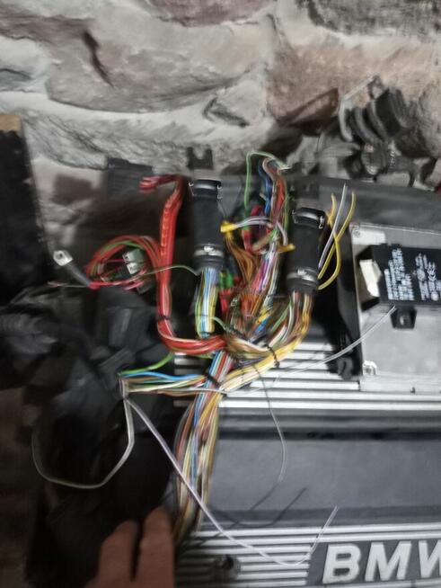 Sprzedam silnik BMW wraz z osprzętem