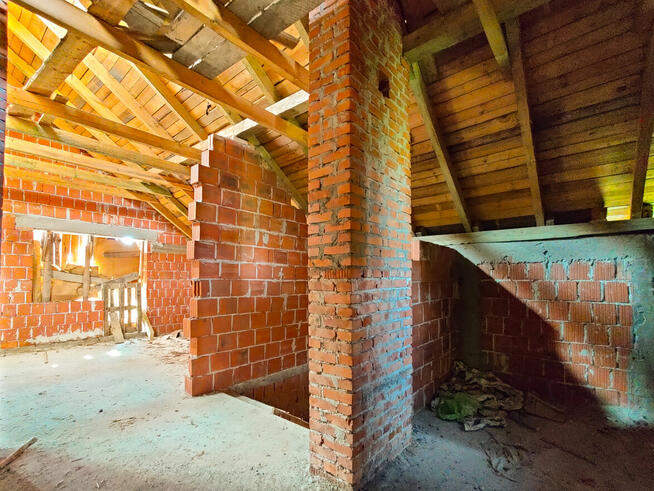 Sprzedam dom w górach, z dużą widokową działką.