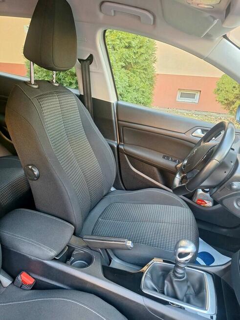 Peugeot 308, 131 KM, 1,2 turbo, 2019 r. Salon PL Wieliczka