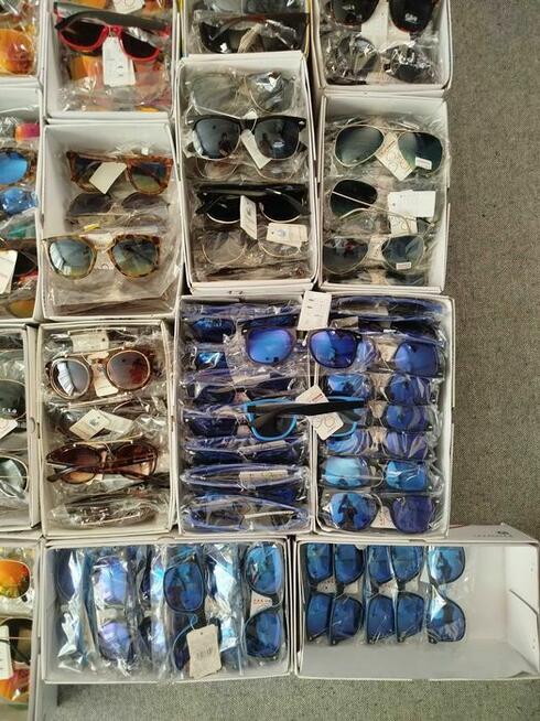 Nowe okulary UV 400 / kategorii trzeciej / Unisex (całość)