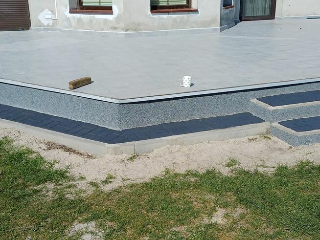 Układanie kostki brukowej