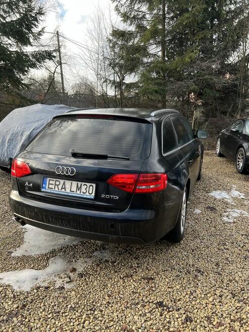 SMU sprzeda samochód osobowy marki Audi A4