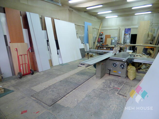 Na magazyn, warsztat, duża brama wjazdowa, plac