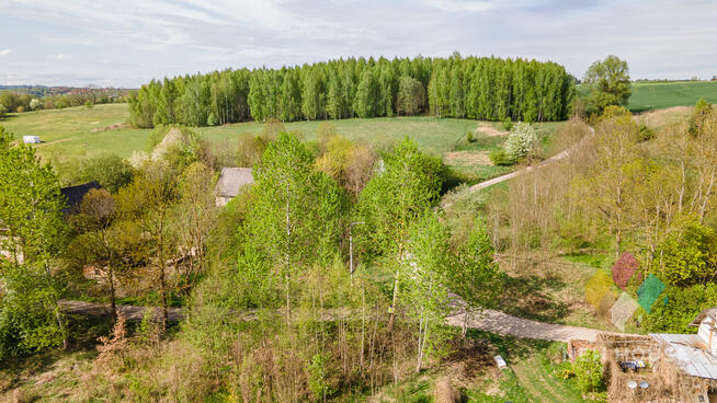 Działka na wzgórzu z widokiem na jezioro