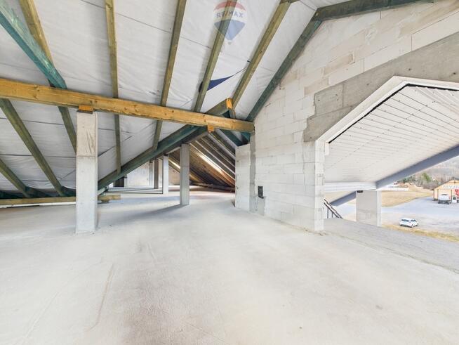 Budynek usługowy przy DK28 – Białka, 1596 m