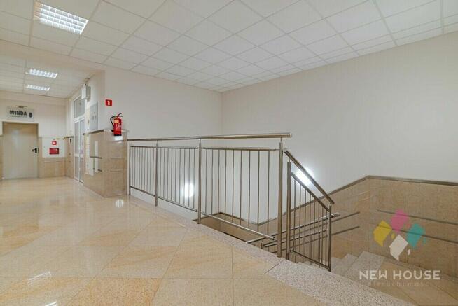 Lokal na sprzedaż Centrum 70 m2, 1 piętro, winda