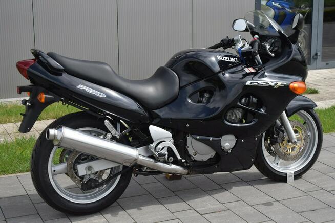 Suzuki GSX F oryginalny bardzo ładny stan, z DE, 35kW na kat. A2**