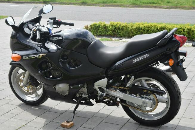 Suzuki GSX F oryginalny bardzo ładny stan, z DE, 35kW na kat. A2**