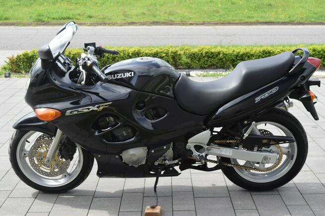 Suzuki GSX F oryginalny bardzo ładny stan, z DE, 35kW na kat. A2**