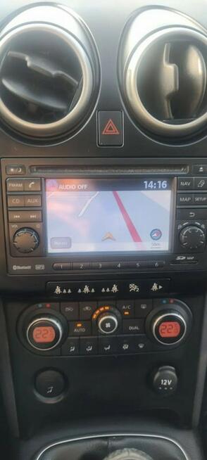 Nissan Qashqai+2 kamera cofania, nawigacja, bluetooth, dach panoramiczny, tempomat, alu