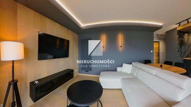 Apartament z widokiem na rzekę w Dziwnowie, balkon