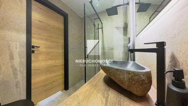 Apartament z widokiem na rzekę w Dziwnowie, balkon