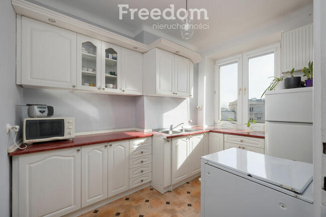 3-4 pokoje, do nowej aranżacji, Plac Zbawiciela 2