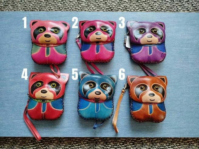 Skórzane portfele / etui w kształcie pand