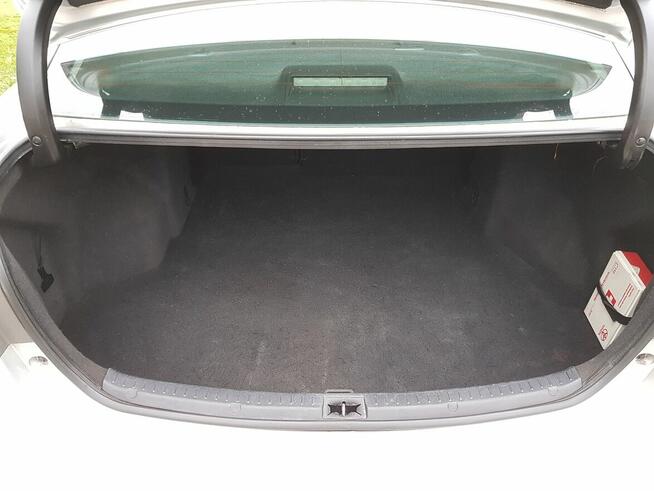 Polski Salon Toyota Avensis LIFT 1.6 Benzyna Stan Bdb